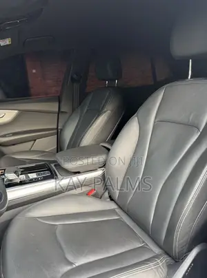 Audi Q8 2025 Black