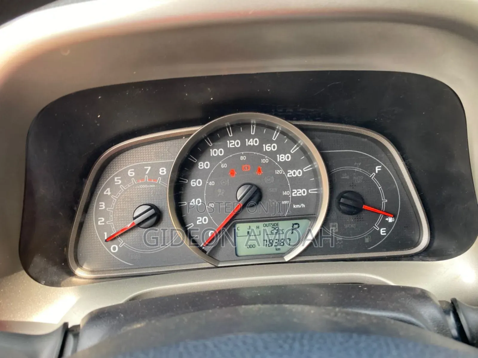Toyota RAV4 XLE 4dr SUV AWD (2.5L 4cyl 6A) 2015 Red