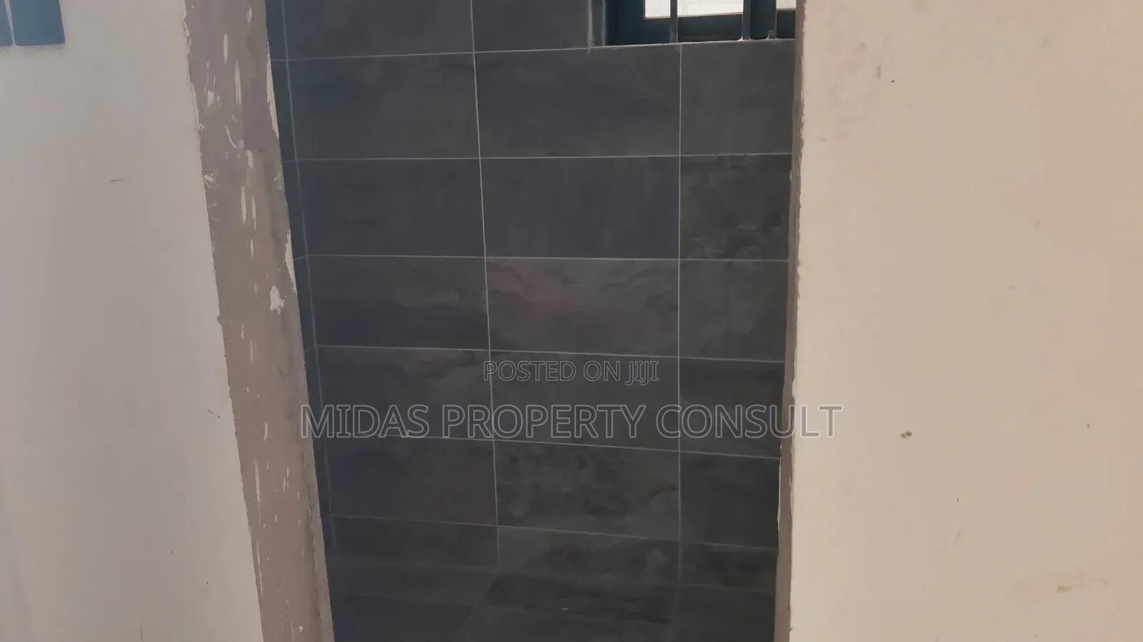 4bdrm House in Ayimensah, Ga East Municipal for sale