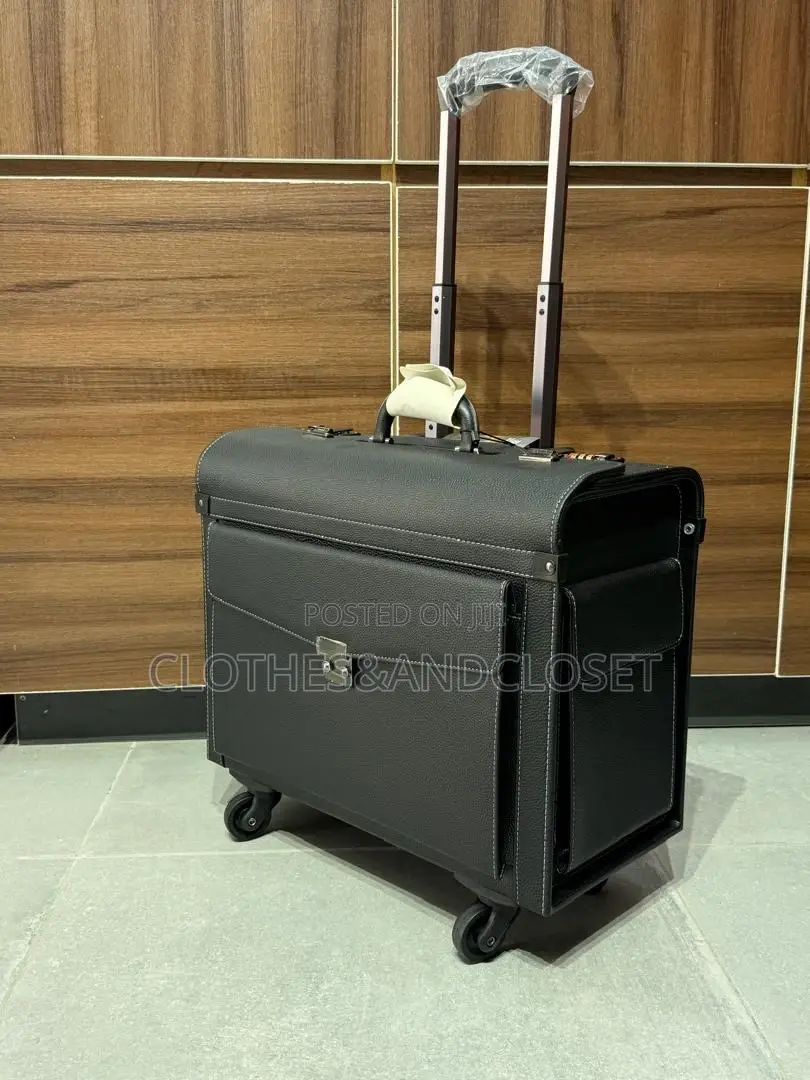 Tectake Black Leather Traveling Bag