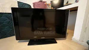 Samsung 40’ Tv