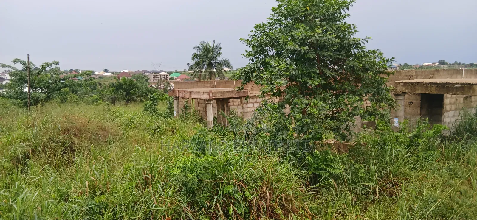 5bdrm House in Ejisu Krapa, Kumasi Metropolitan for sale