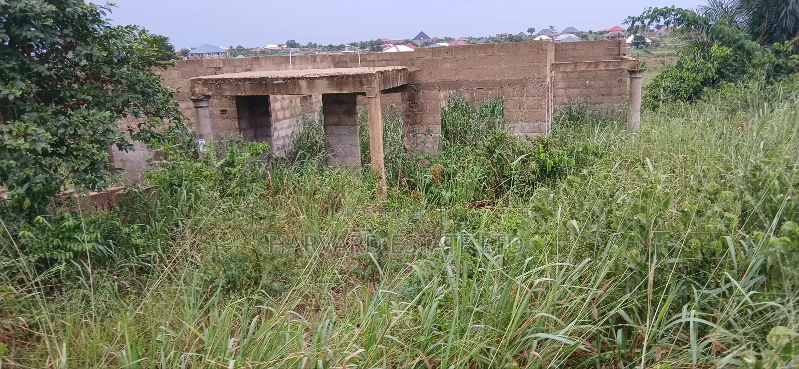 5bdrm House in Ejisu Krapa, Kumasi Metropolitan for sale