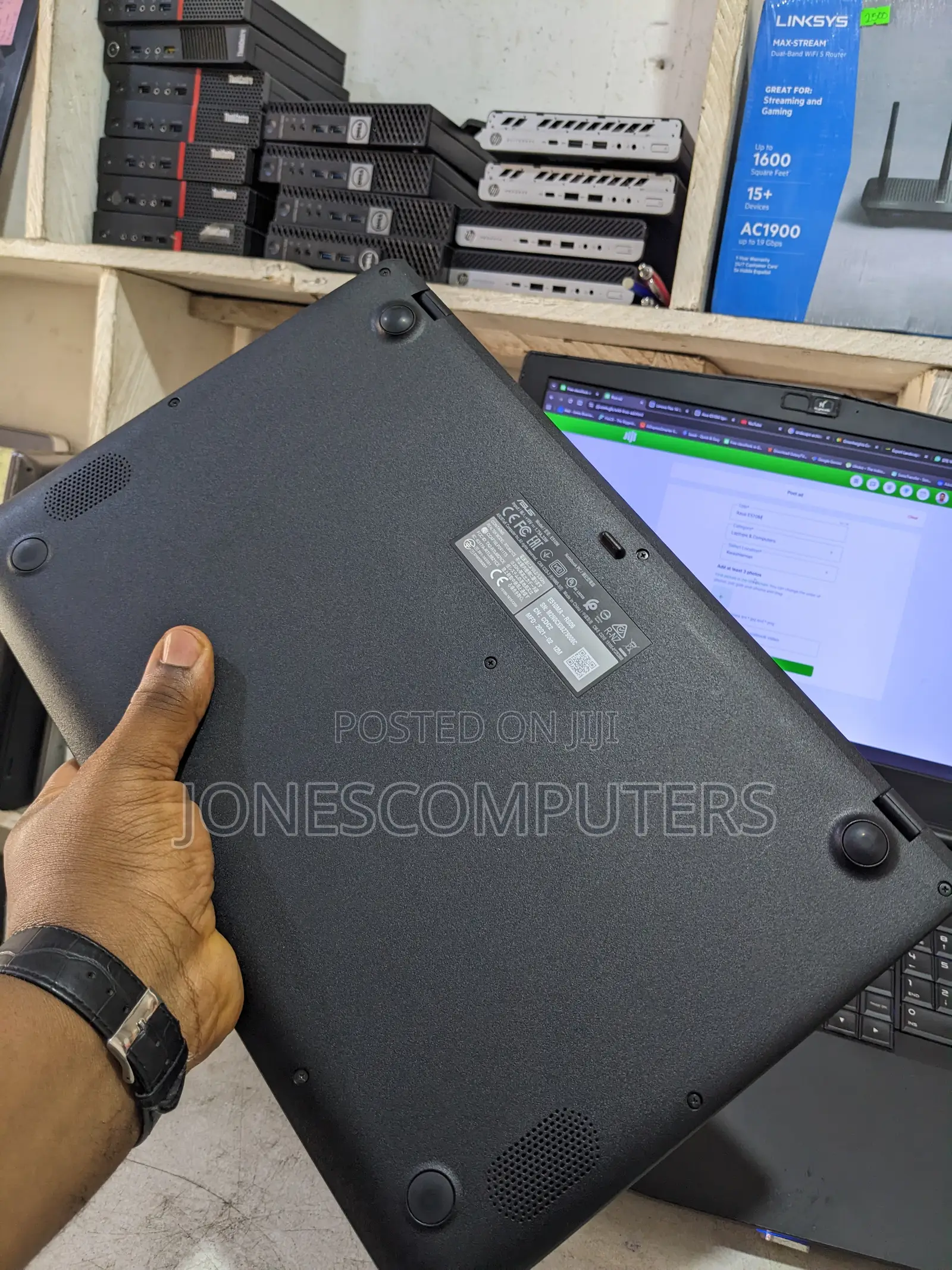 Laptop Asus E502S 8GB Intel Celeron SSD 256GB