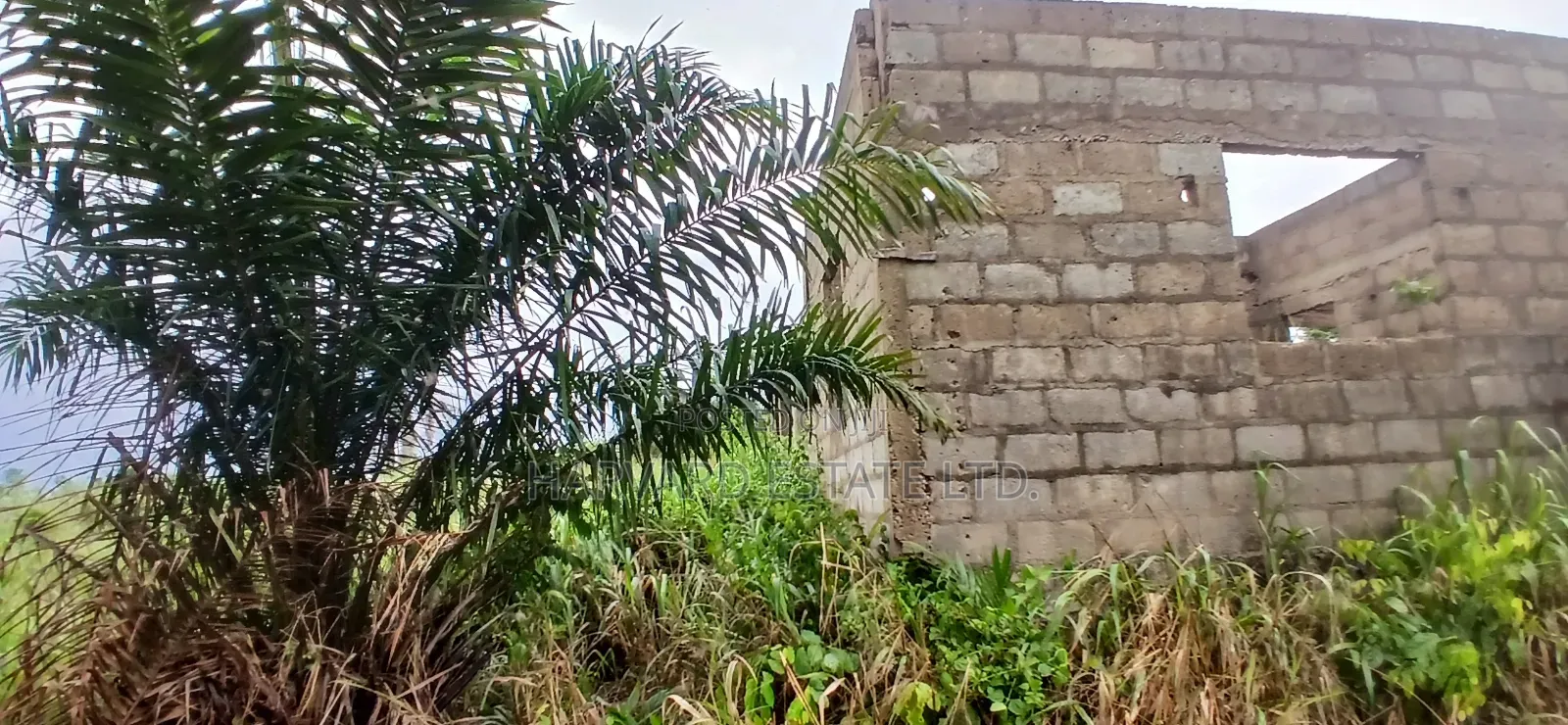 5bdrm House in Ejisu Krapa, Kumasi Metropolitan for sale