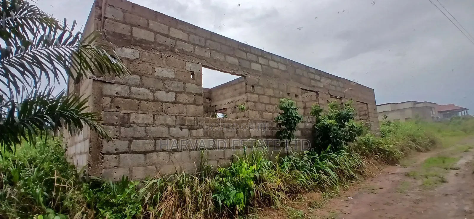 5bdrm House in Ejisu Krapa, Kumasi Metropolitan for sale