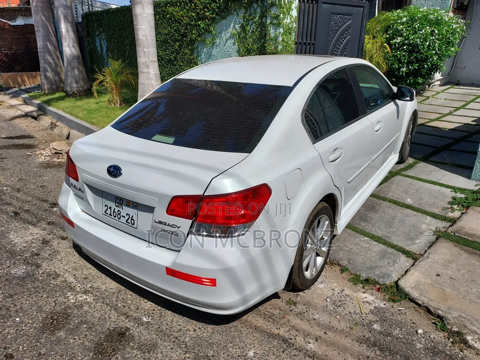 Subaru Legacy 2.5i Limited 2013 White