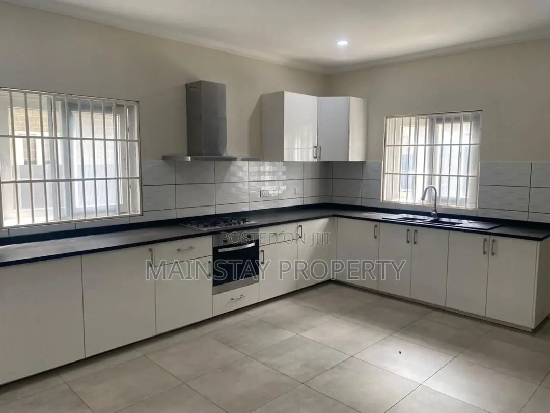 4bdrm House in Mainstay Estates, Airport Residential Area for rent