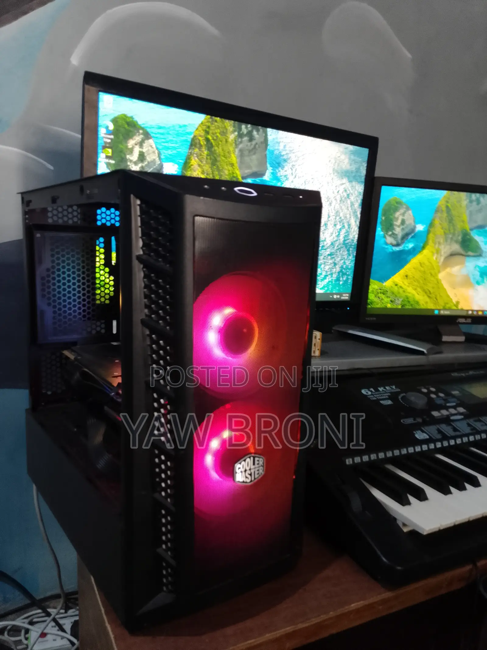 Desktop Computer MSI model 16GB Intel Core i5 SSD 512GB