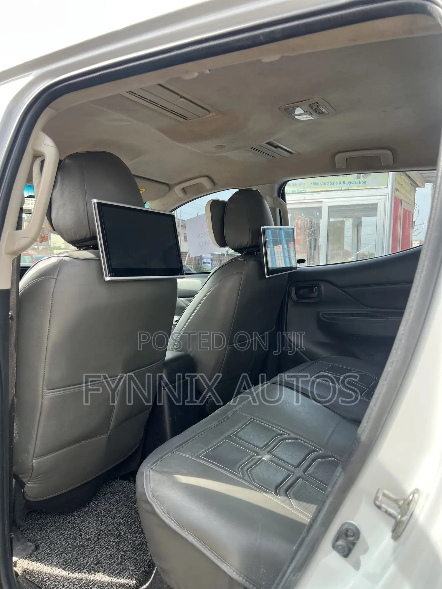 Mitsubishi L200 2022 White