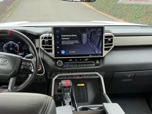 Toyota Tundra Limited CrewMax 6.5' Bed 2024 White