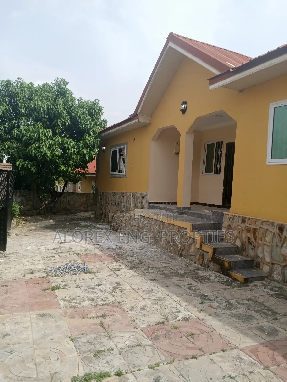 Furnished 3bdrm House in Oyarifa, Ghana Flag for rent