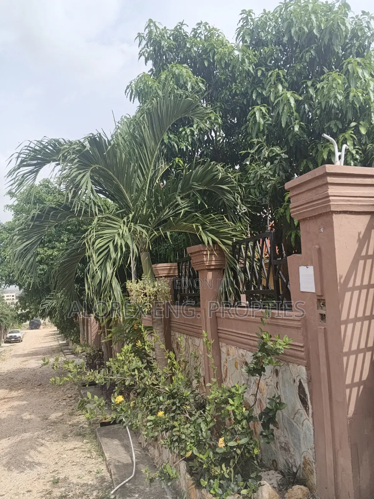 Furnished 3bdrm House in Oyarifa, Ghana Flag for rent