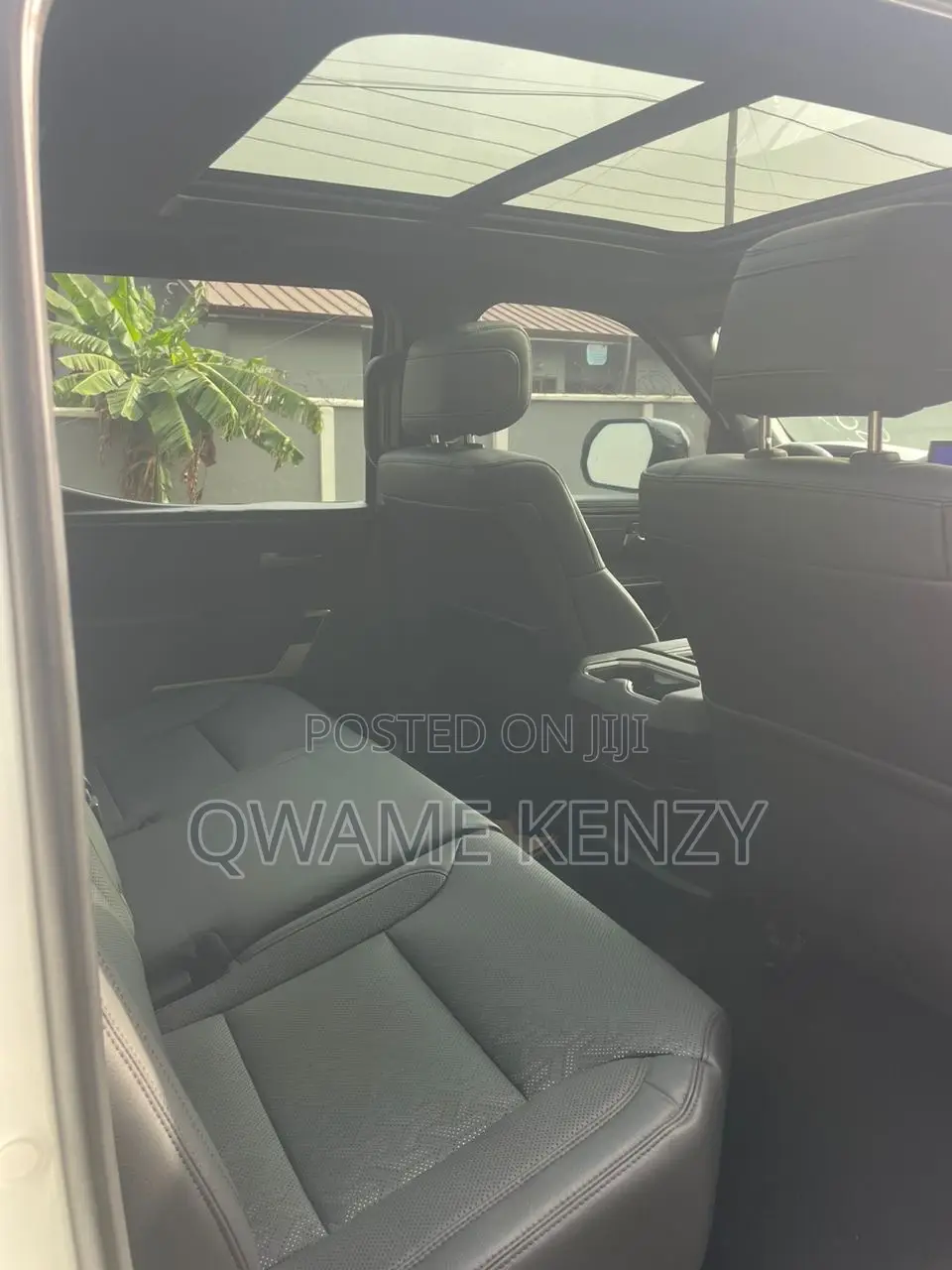 Toyota Tundra 2025 White