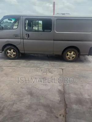 Nissan Caravan (Urvan) 2015 Grey