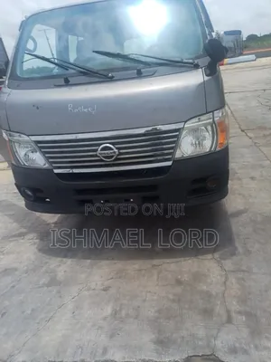 Nissan Caravan (Urvan) 2015 Grey