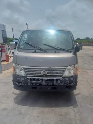 Nissan Caravan (Urvan) 2015 Grey