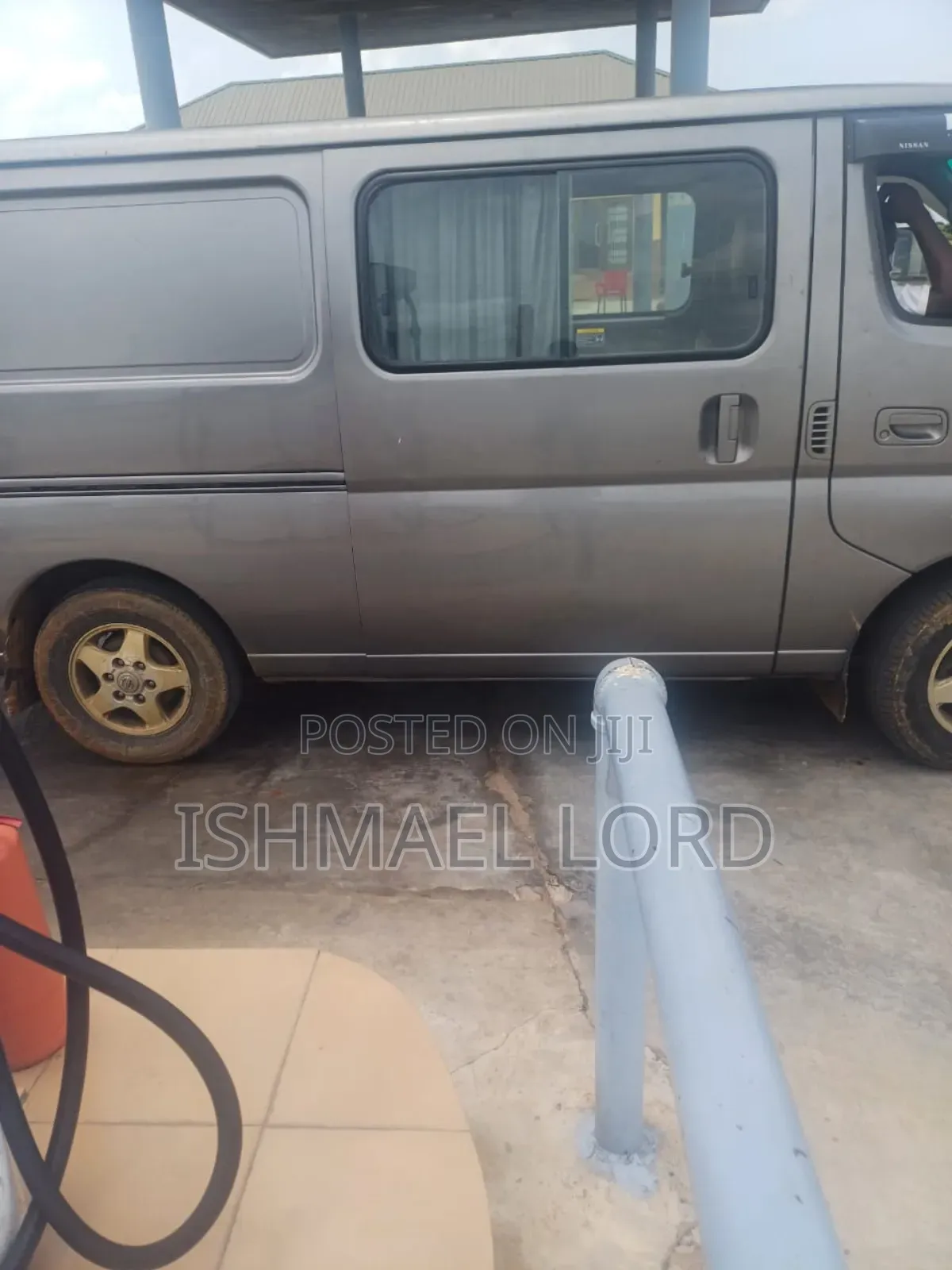 Nissan Caravan (Urvan) 2015 Grey