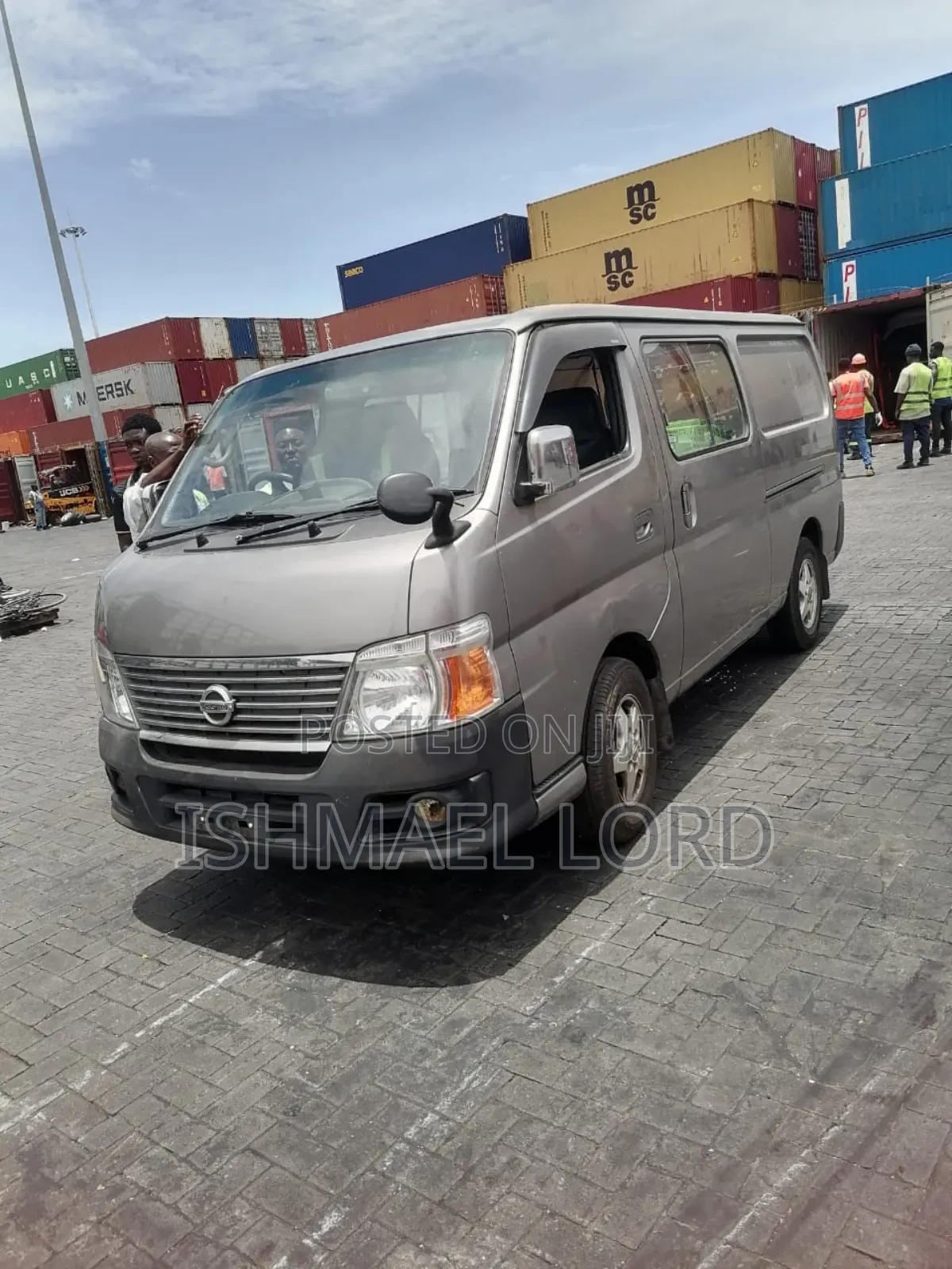Nissan Caravan (Urvan) 2015 Grey