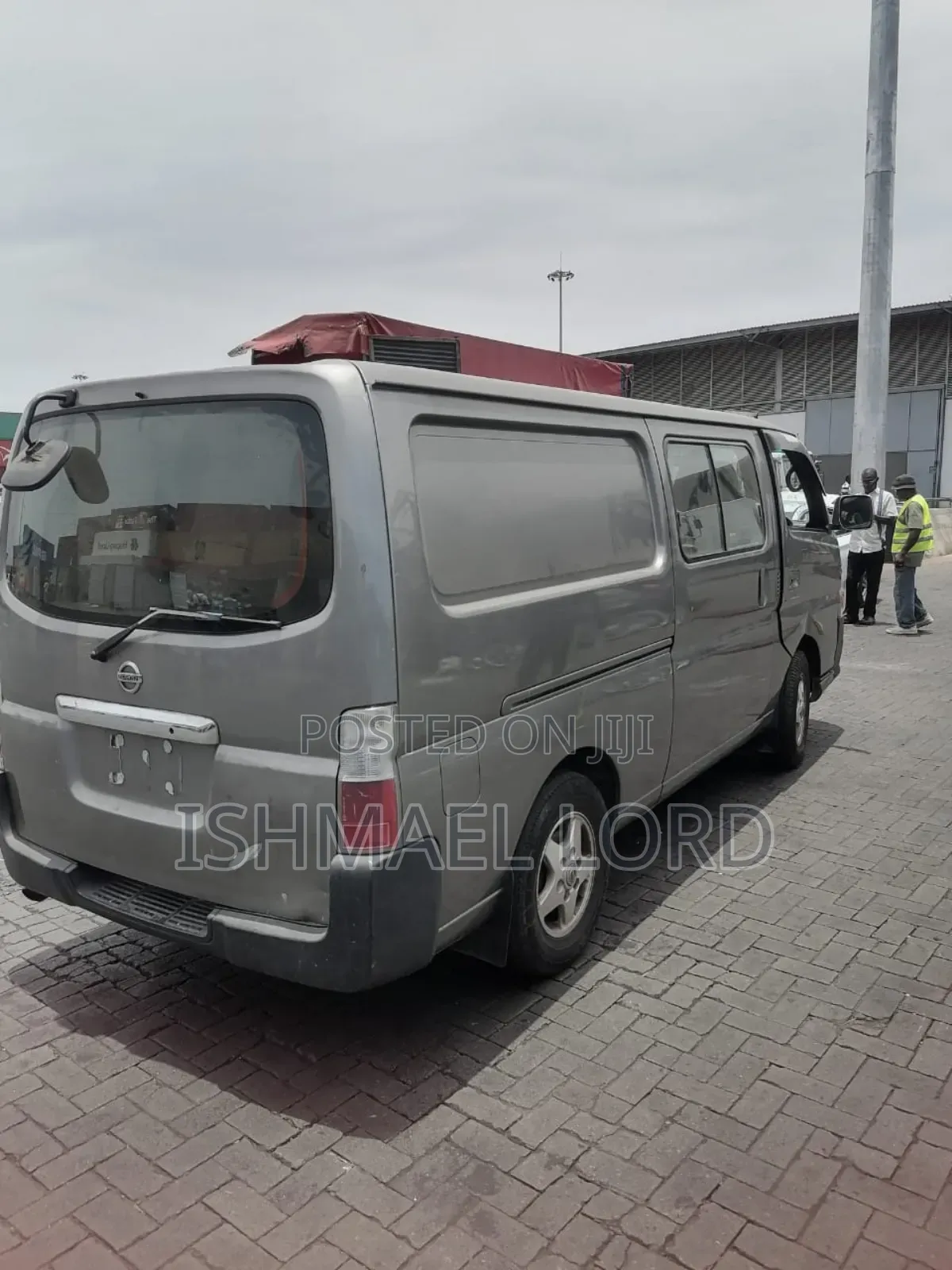 Nissan Caravan (Urvan) 2015 Grey