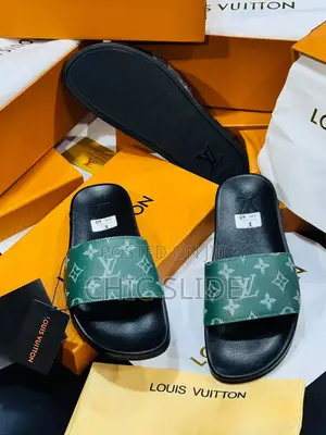 Quality Lv Slippers