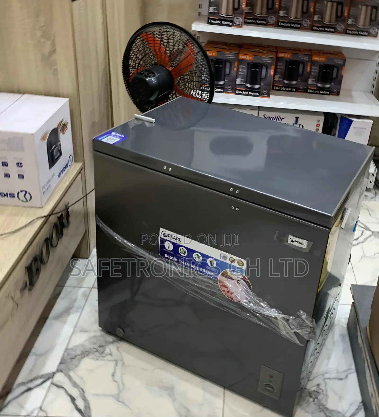Secure New 199l Grey Singledoor PCF-2620-13m Pearl Freezer