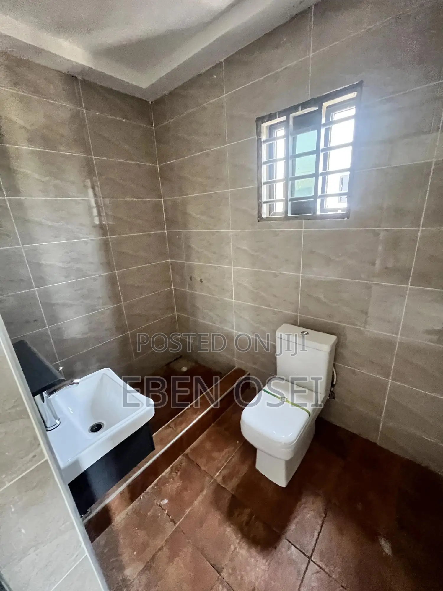 Furnished 5bdrm House in Dansoman for sale