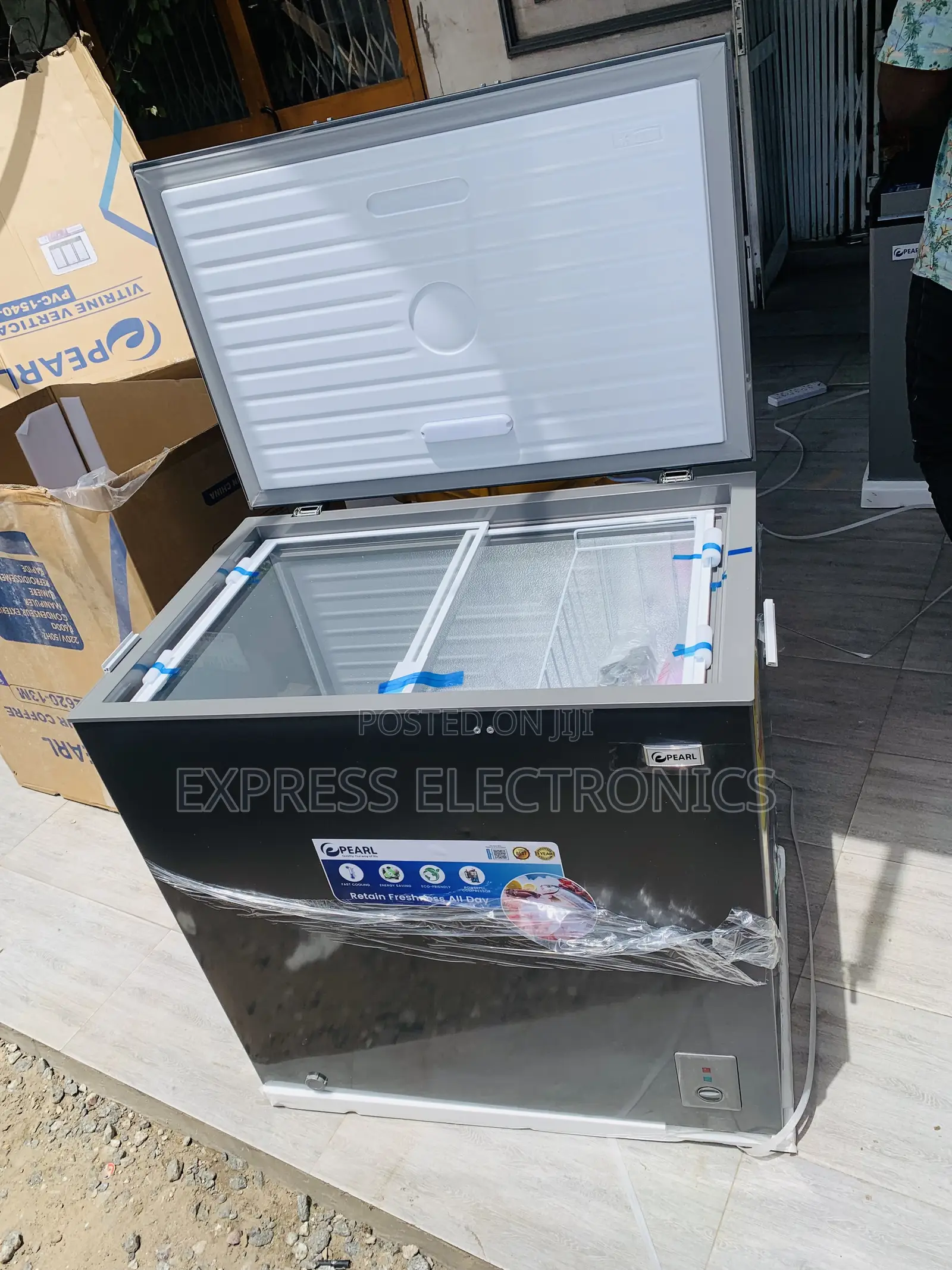 Hot Deals on Pearl Chest Freezer PCF-2620-13m