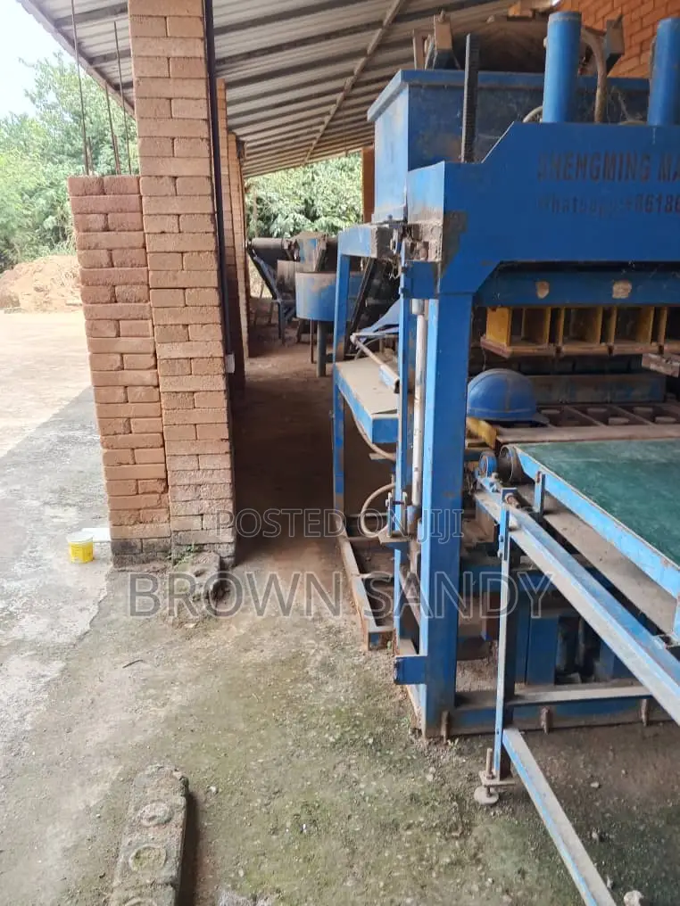 Qt4-10 Automatic Hydraulic Soil