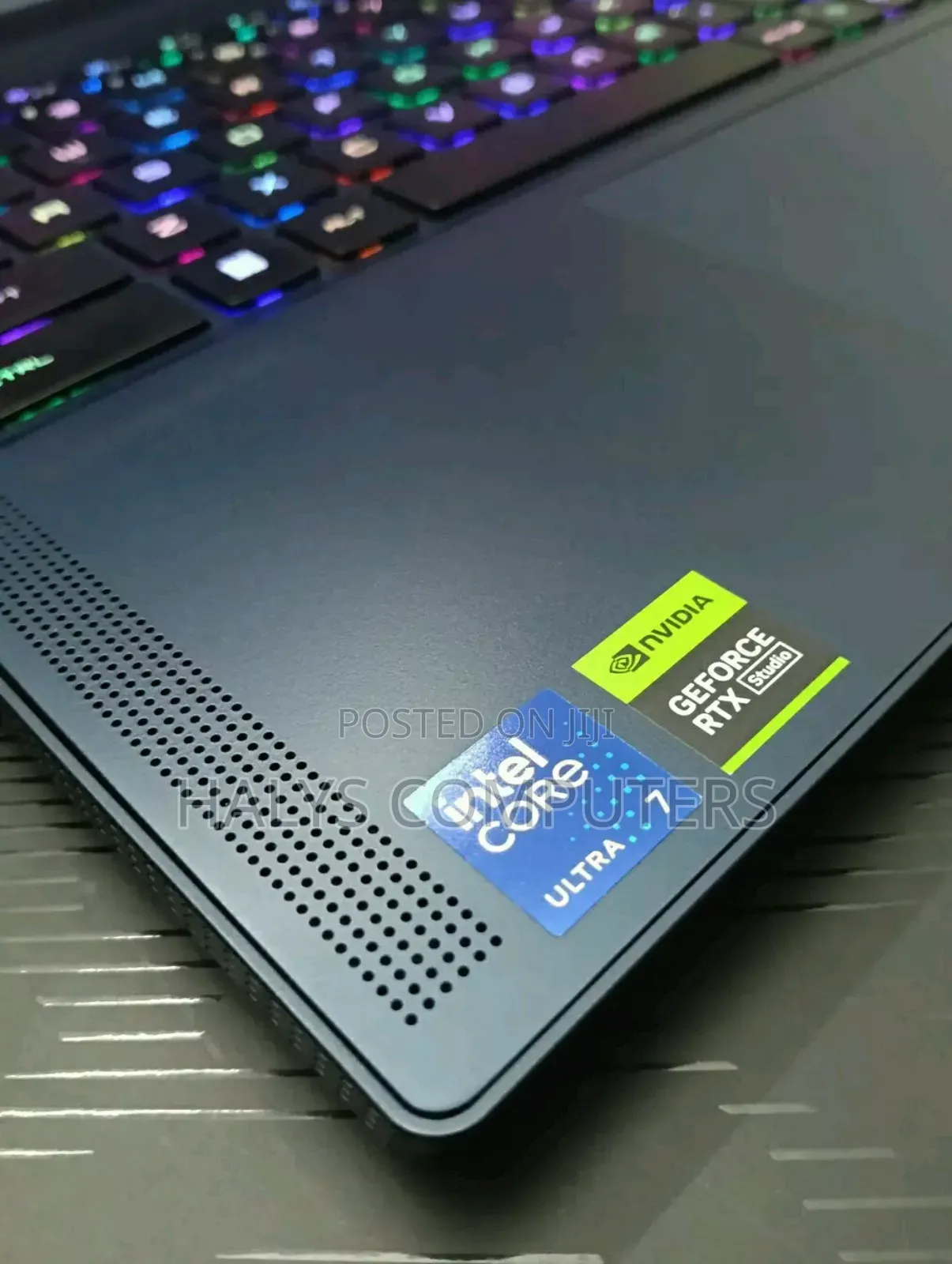 New Laptop MSI Stealth 16 AI Studio 16GB Intel Core 7 SSD 1T