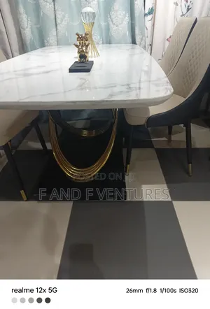 Glossy Mable Dinning Set
