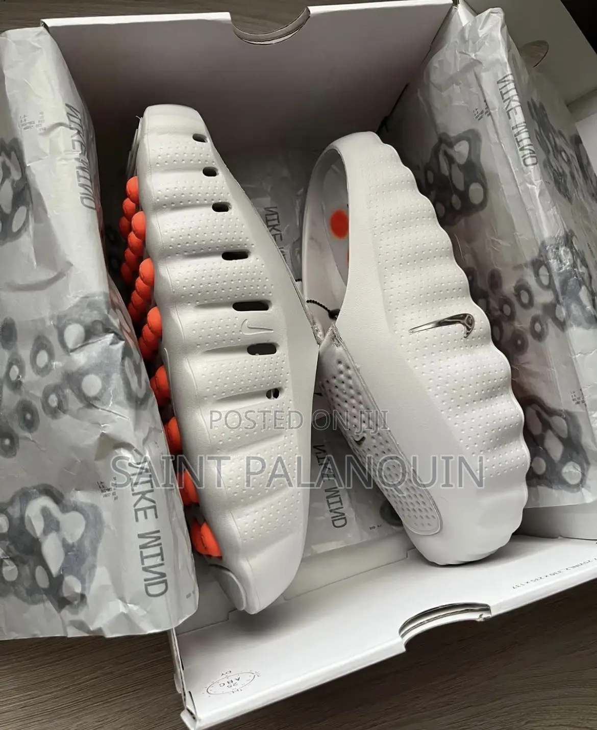 Nike Mind 001