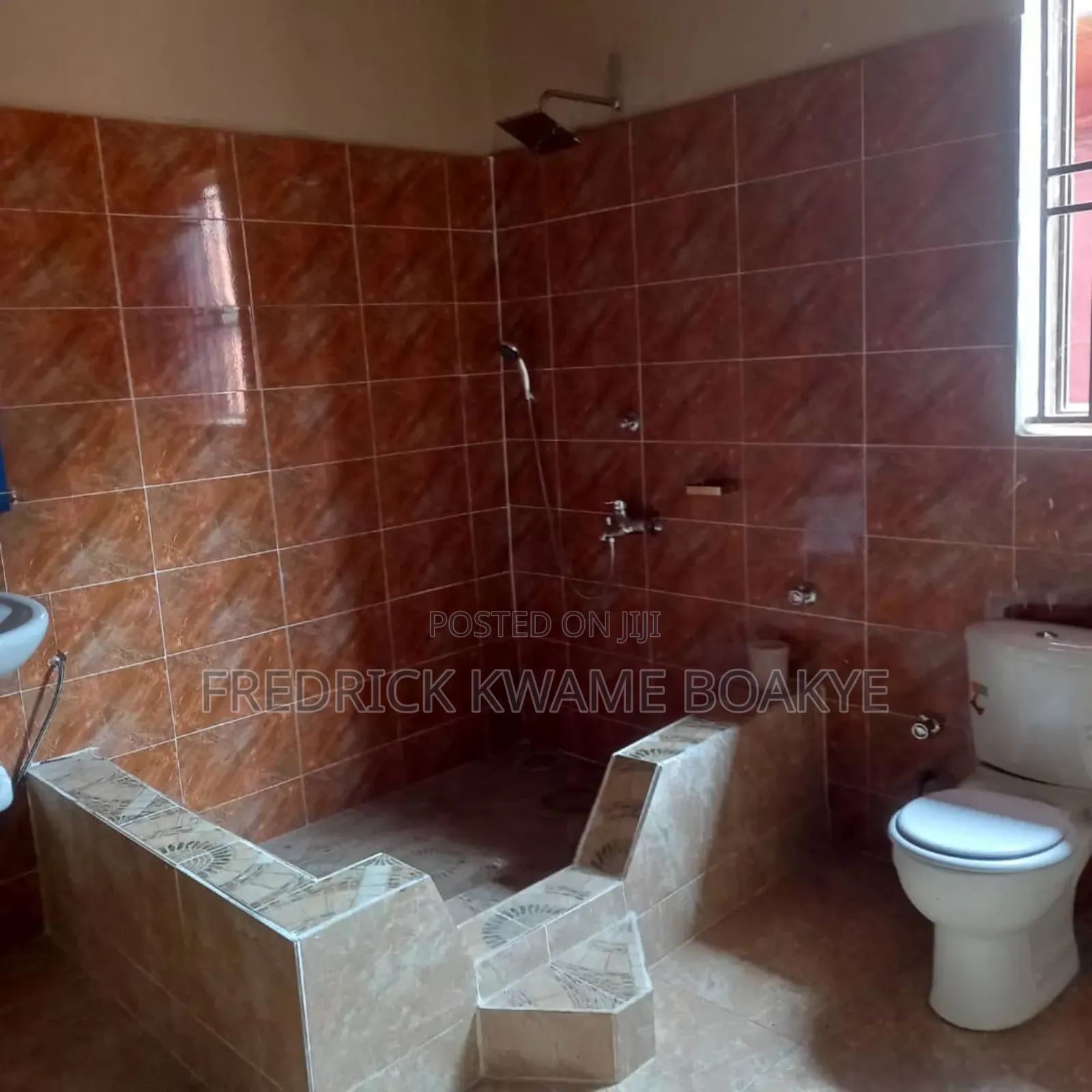 5bdrm House in Brother K Estate, Kumasi Metropolitan for rent