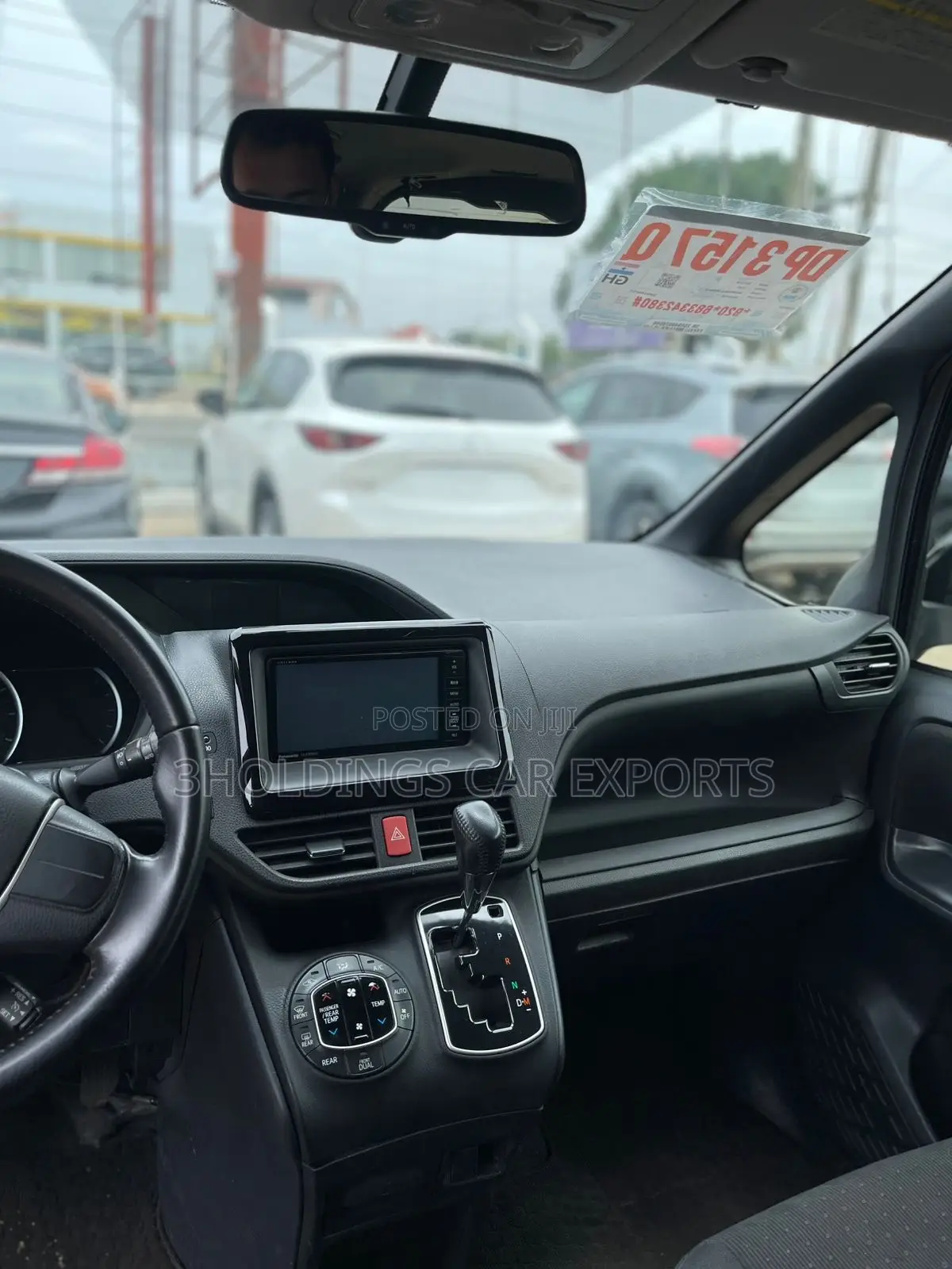 Toyota Voxy SV Premium 2014 Black