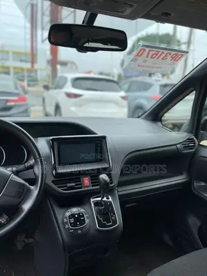 Toyota Voxy SV Premium 2014 Black