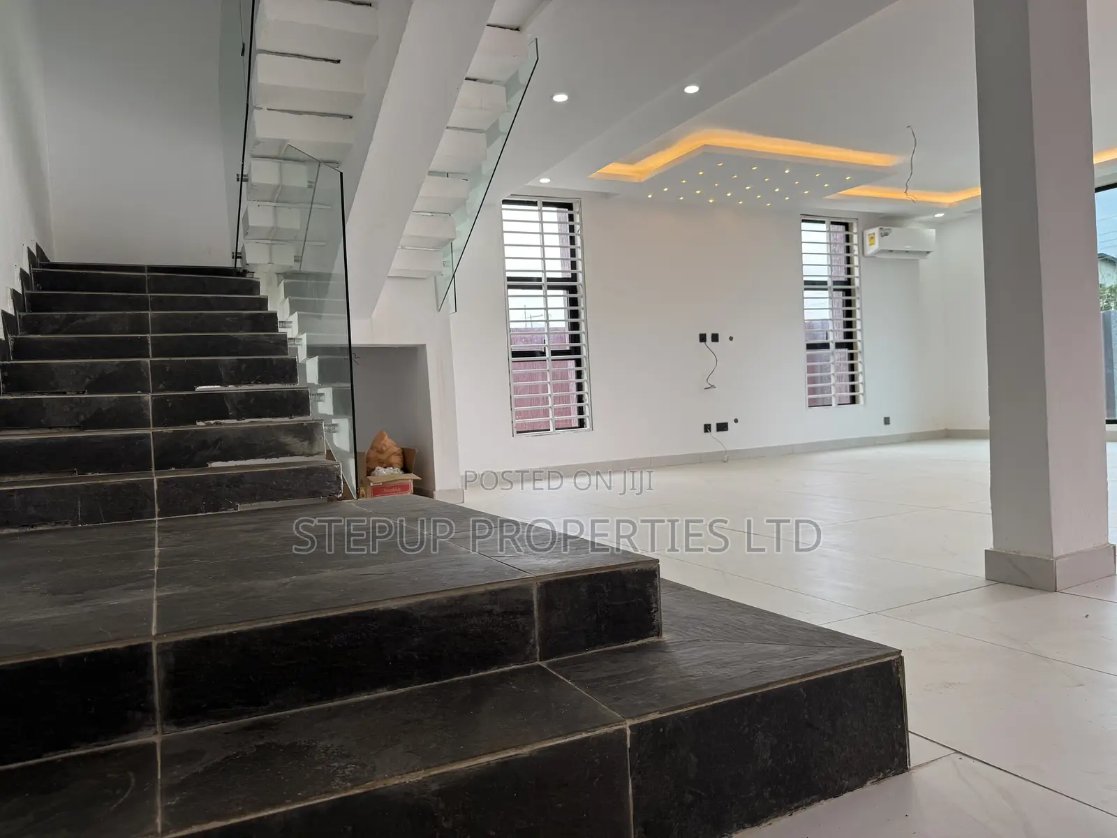 5bdrm House in East Legon Hills for sale