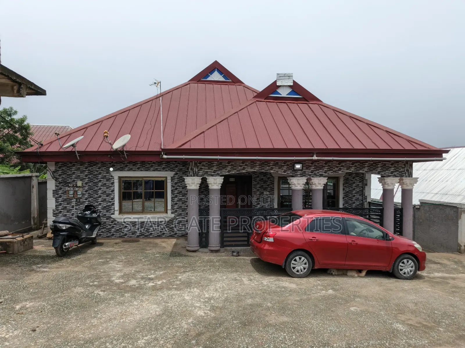 5bdrm House in Atimatim Maase, Kumasi Metropolitan for sale