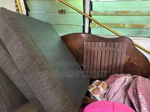 3+2 Settee Set ( Imported From Europe )
