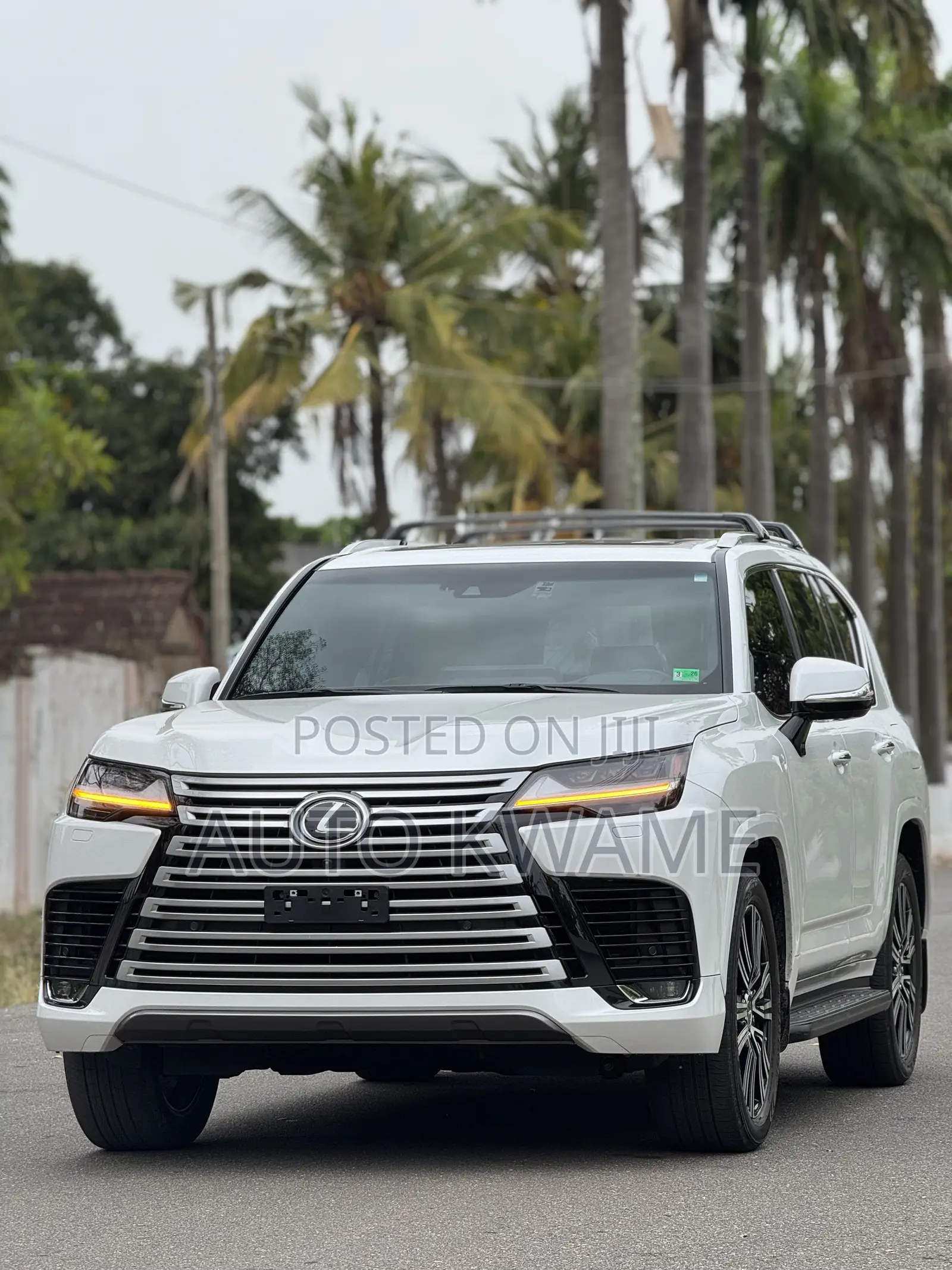 Lexus LX LX 600 2023 White