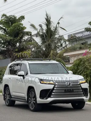 Lexus LX LX 600 2023 White
