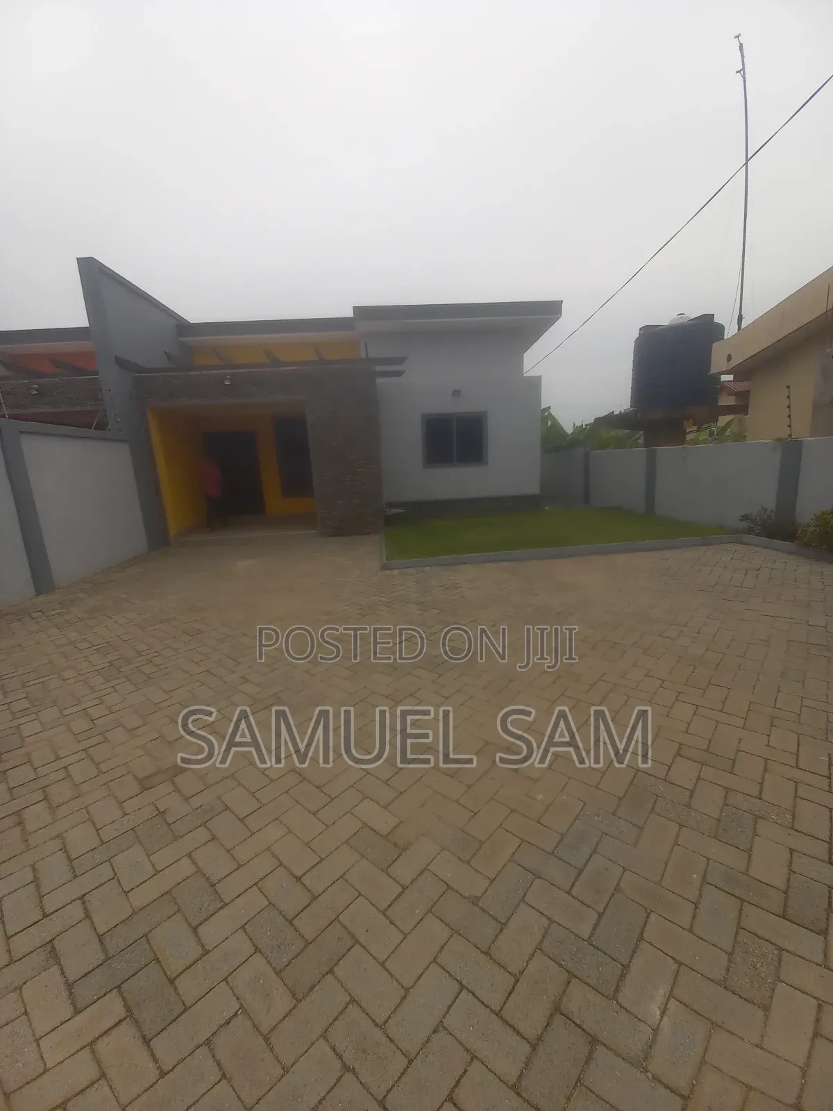 3bdrm House in Tema Golf City for sale