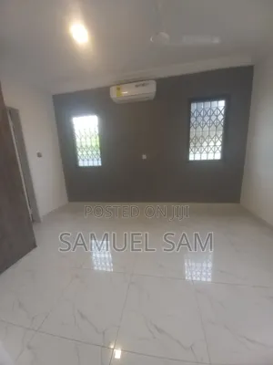 3bdrm House in Tema Golf City for sale