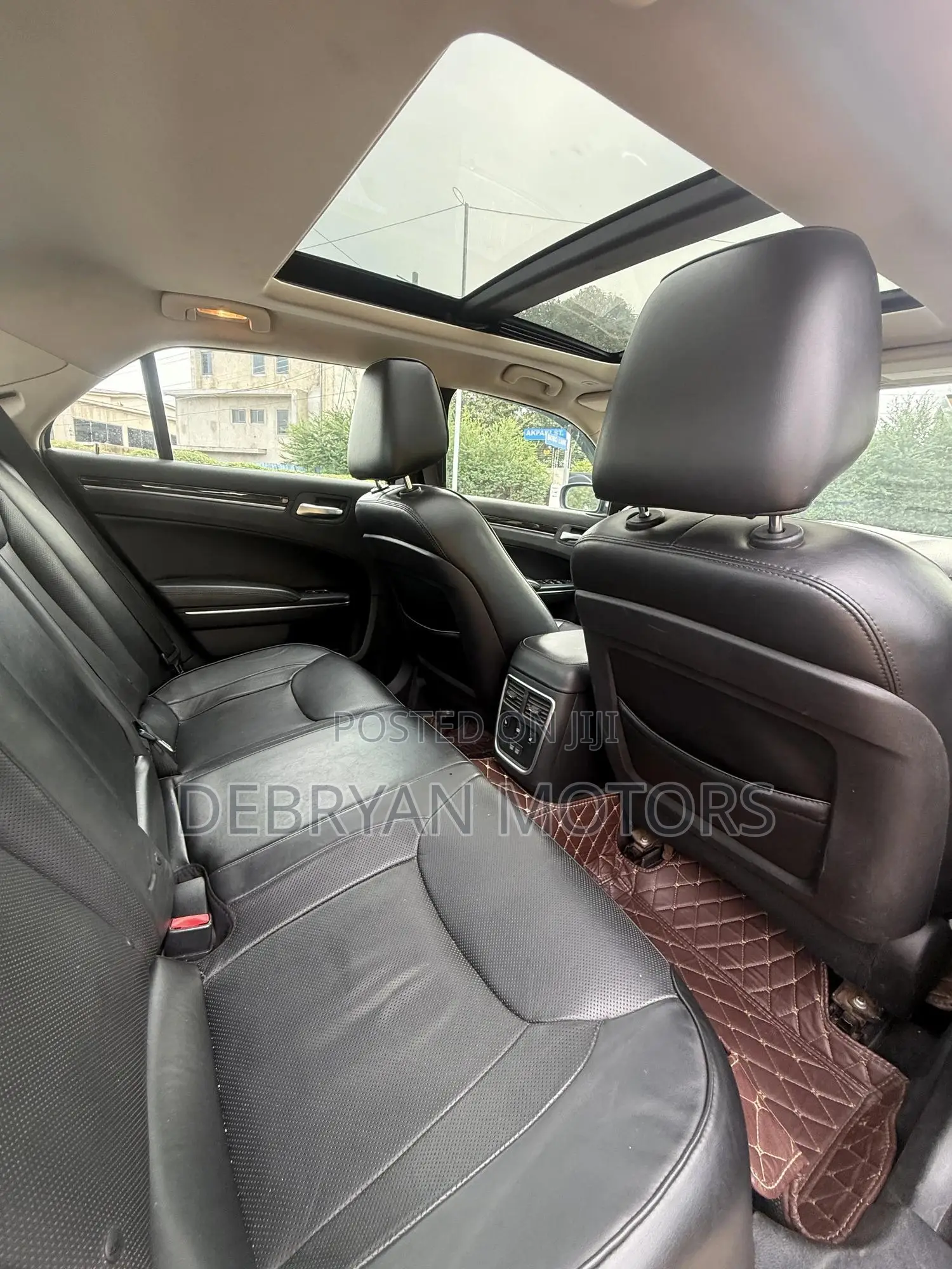 Chrysler 300 300C Platinum AWD 2017 Burgundy