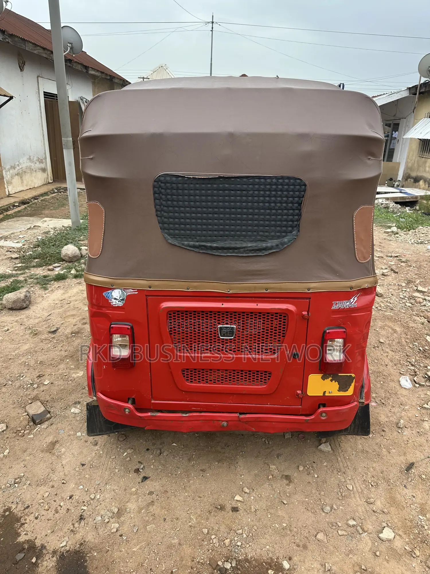 Bajaj RE 2024 Red