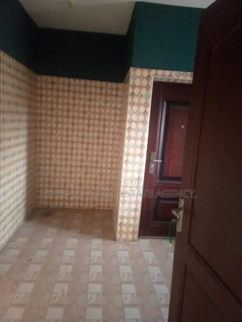 2bdrm Apartment in Santa Maria Hospital, School Complex Area for rent