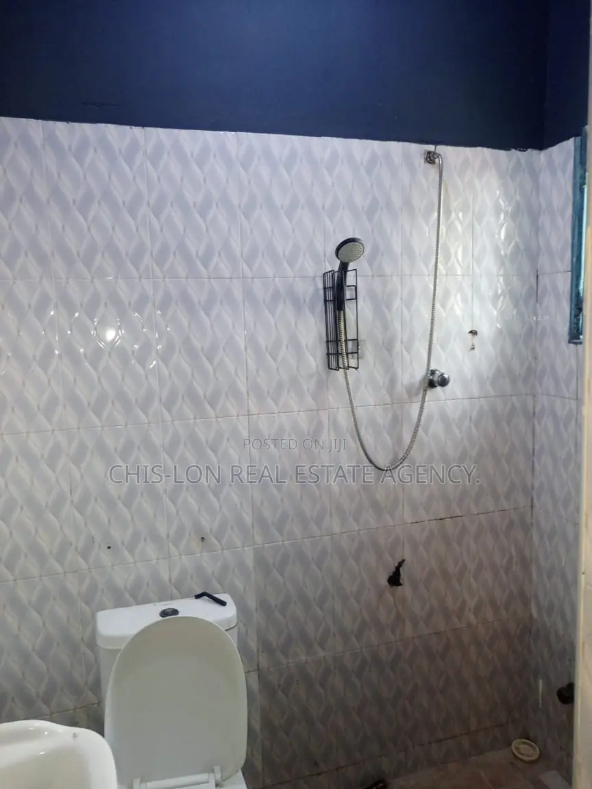 2bdrm Apartment in Santa Maria Hospital, School Complex Area for rent