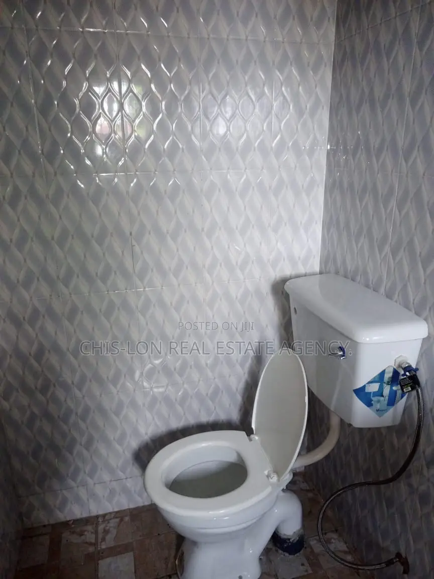 2bdrm Apartment in Santa Maria Hospital, School Complex Area for rent