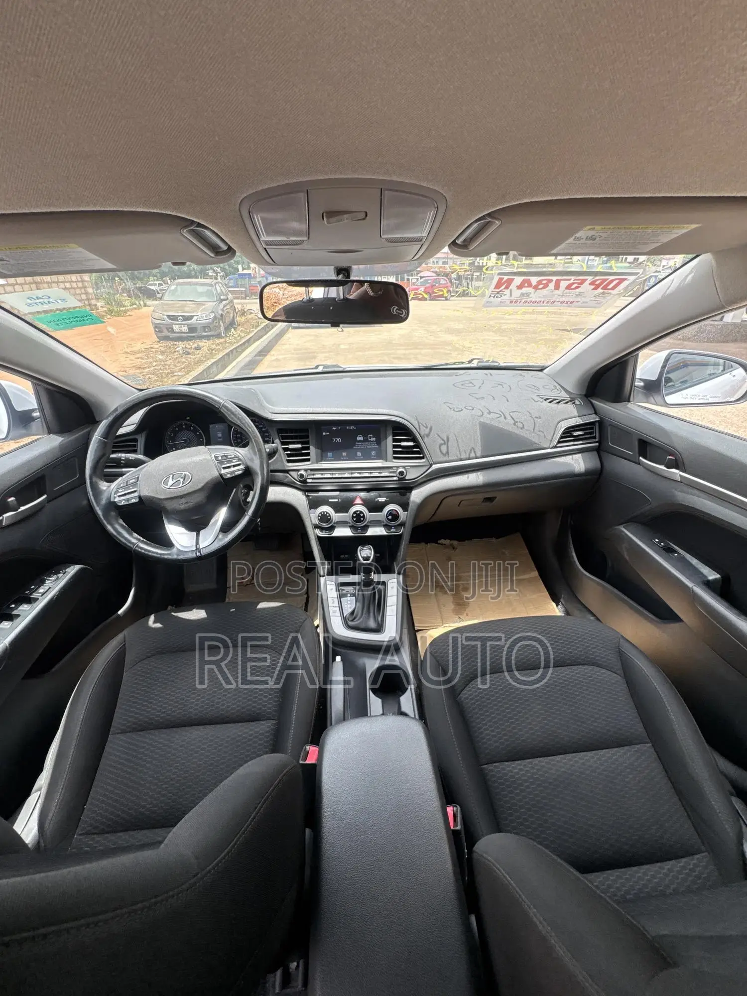 Hyundai Elantra SE 2019 White