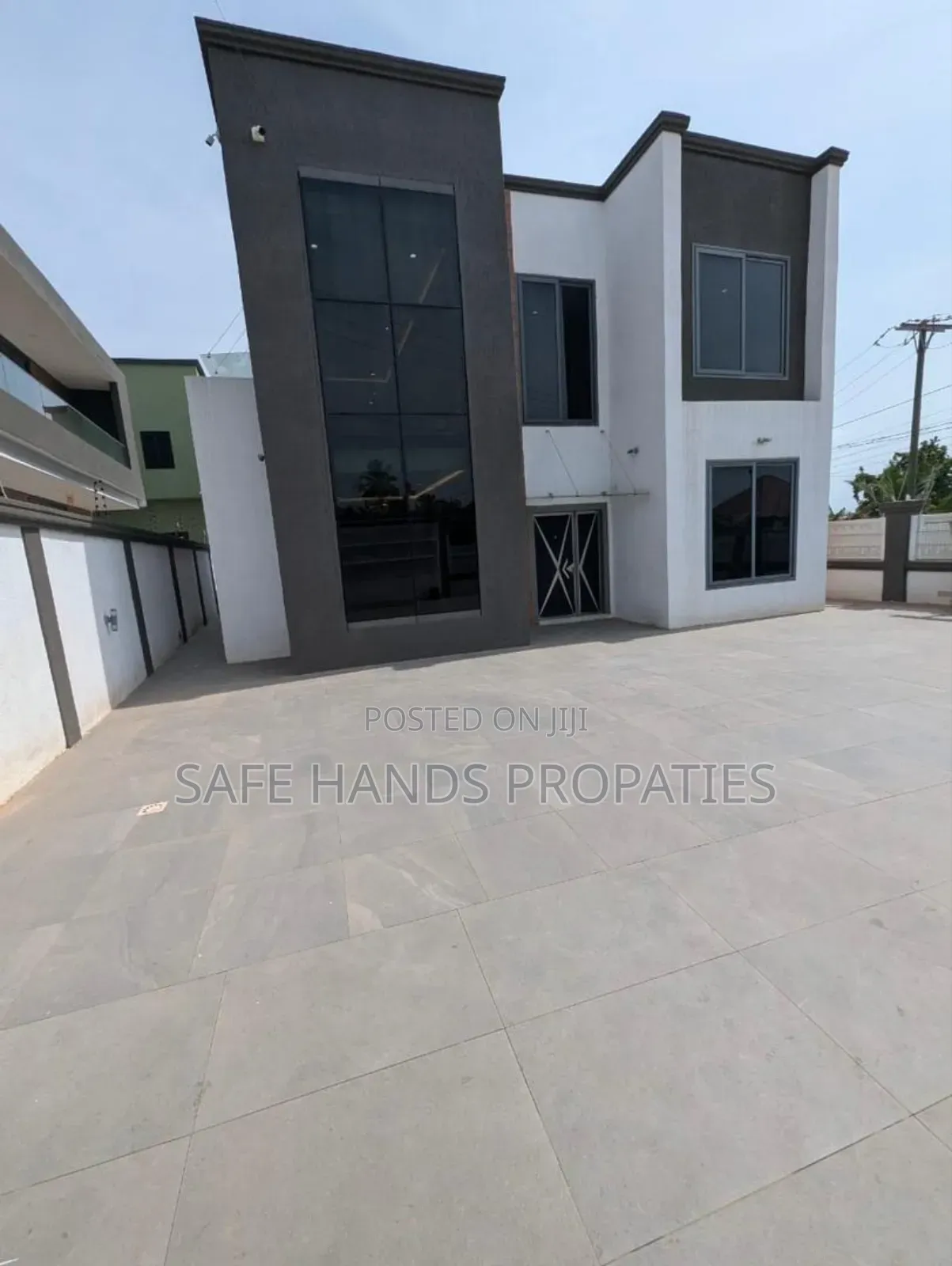 3bdrm Duplex in Accra Metropolitan for rent