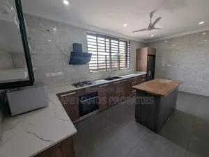 3bdrm Duplex in Accra Metropolitan for rent